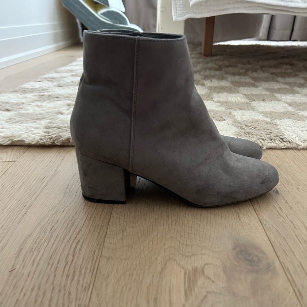 Ankle boots